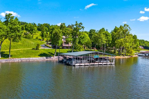 Lakeside-Reserve-Condos-82