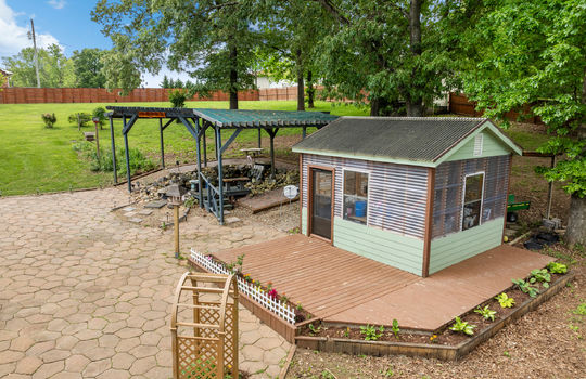 310 hollywood circle-18