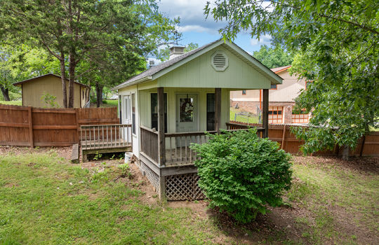 310 hollywood circle-19