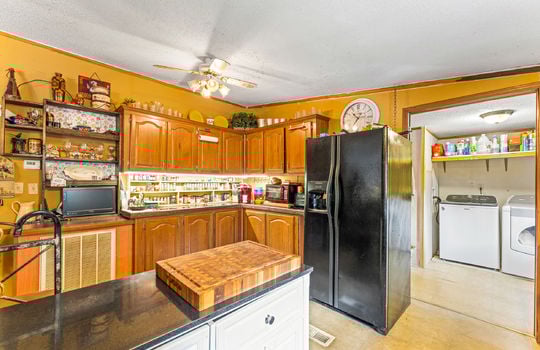 7726 misty point way-16