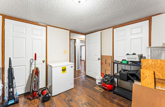 7726 misty point way-28