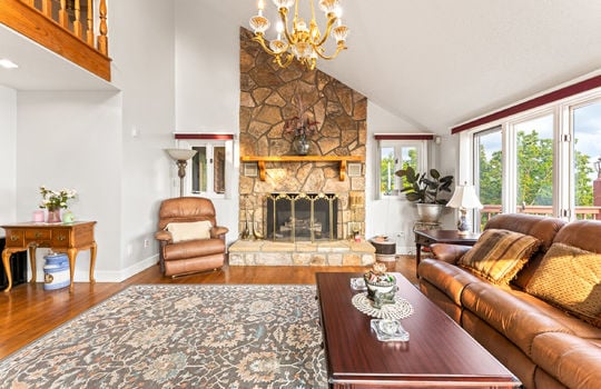 1121 hollyberry ct-13