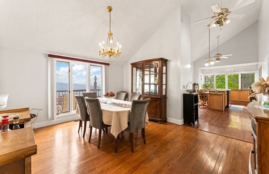 1121 hollyberry ct-23