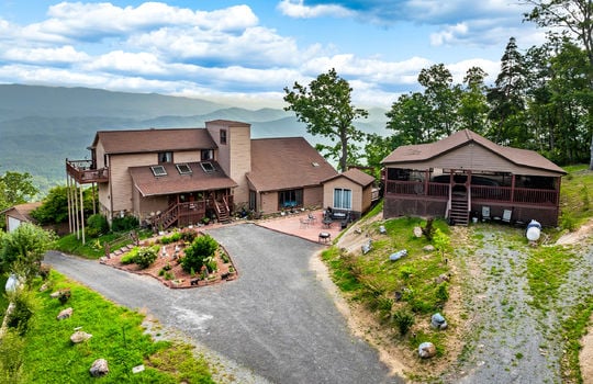 1121 hollyberry ct-4