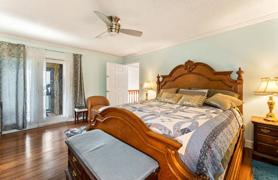 1121 hollyberry ct-49