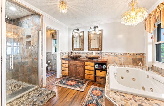 1121 hollyberry ct-50