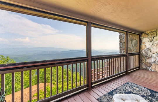 1121 hollyberry ct-54