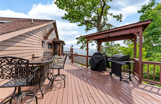 1121 hollyberry ct-57
