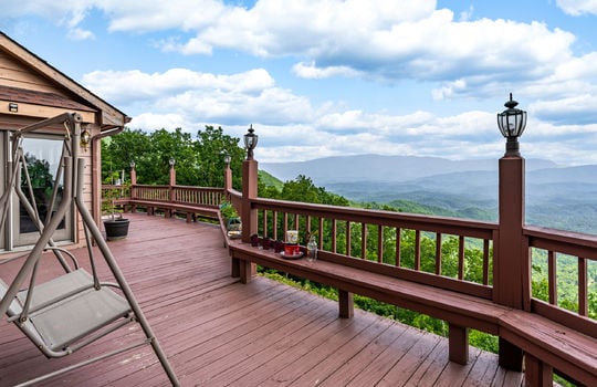 1121 hollyberry ct-65