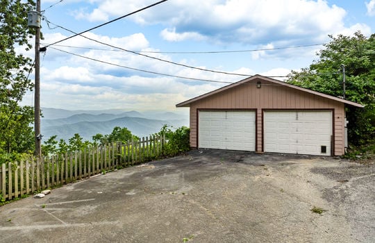 1121 hollyberry ct-71