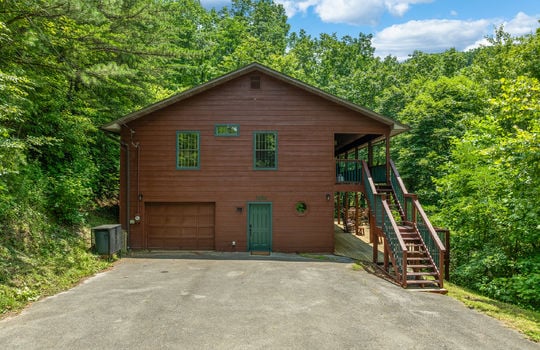 3856 ravens den way-2