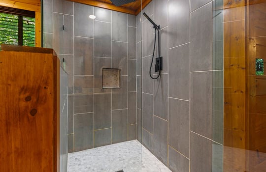 3856 ravens den way-20