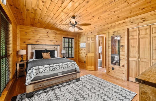 3856 ravens den way-25