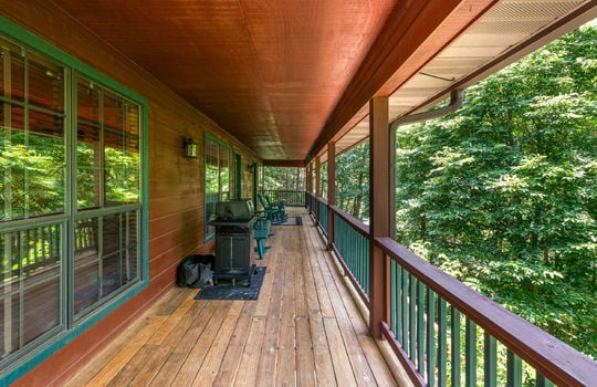 3856 ravens den way-44