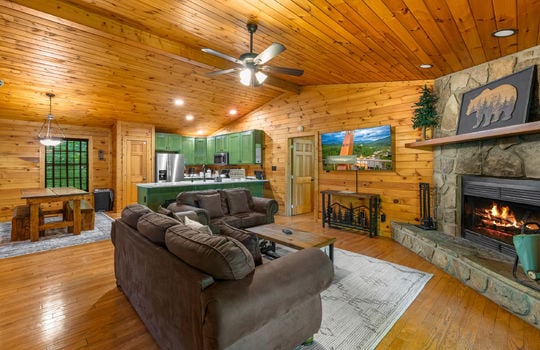 3856 ravens den way-7