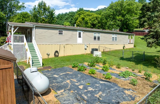 741 e millers cove-43