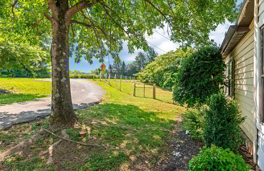 721 fox road-5