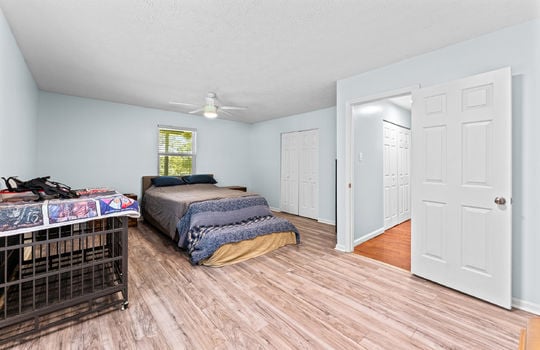 110 halcomb drive-19
