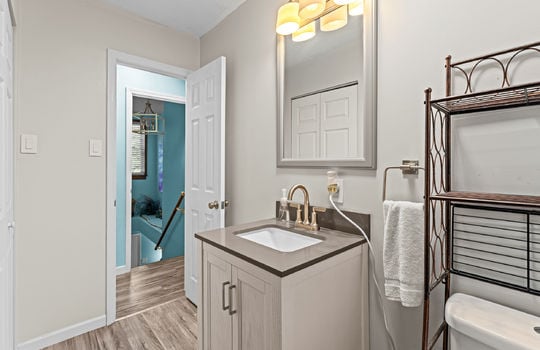 110 halcomb drive-25