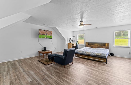 110 halcomb drive-30