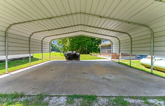 110 halcomb drive-37