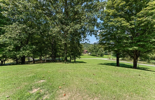 110 halcomb drive-49