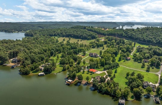 110 halcomb drive-55