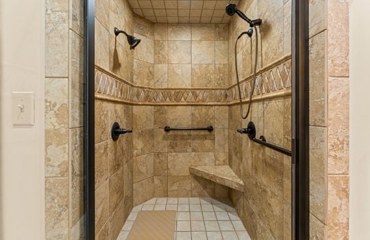 206 timberlodge rd-30