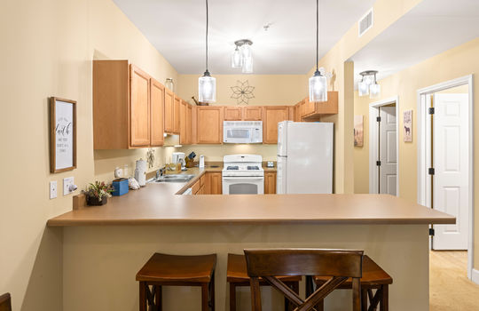 527 river place u516-10