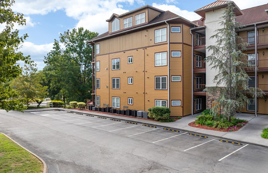 527 river place u516-2