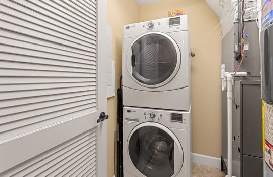 527 river place u516-24