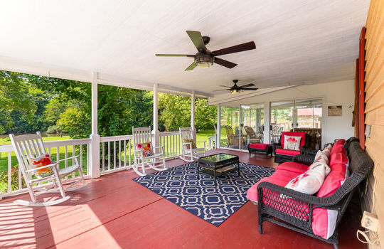 527 river place u516-37