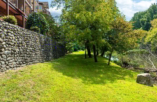 527 river place u516-46