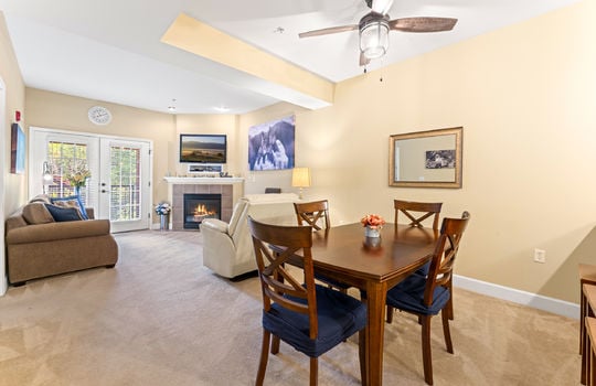 527 river place u516-5
