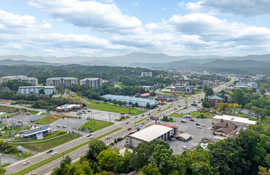 527 river place u516-55