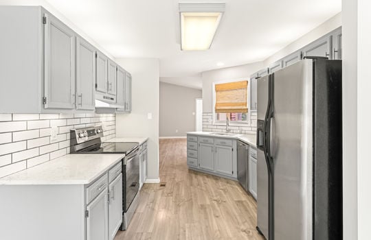 8410 woodbend trail-13