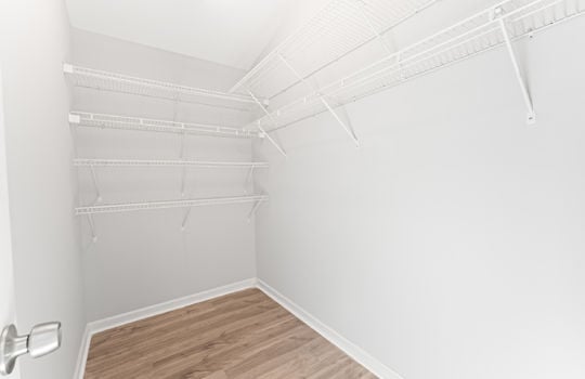 8410 woodbend trail-22