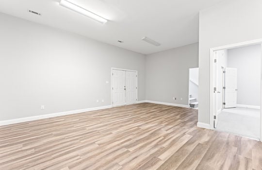 8410 woodbend trail-27