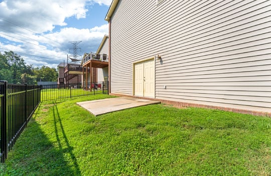 8410 woodbend trail-33