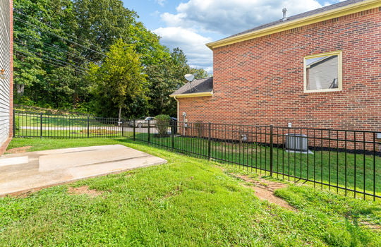 8410 woodbend trail-34