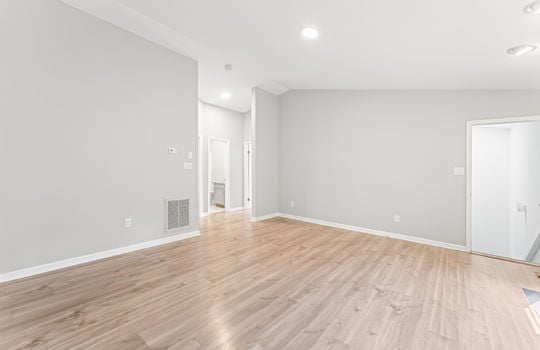 8410 woodbend trail-8