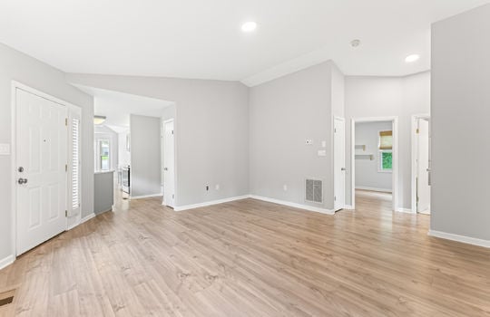 8410 woodbend trail-9