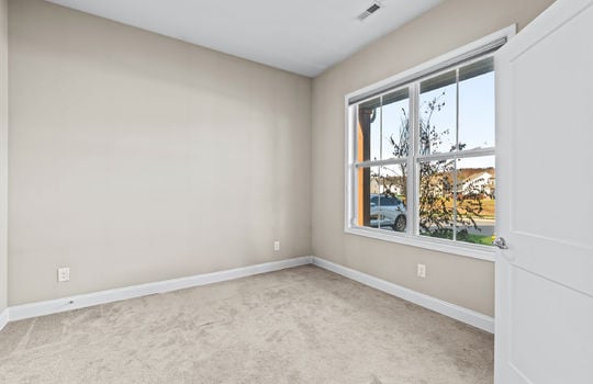 1062 bell pond ave-18