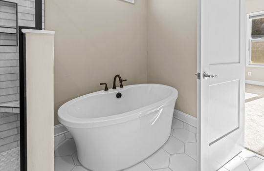 1062 bell pond ave-26