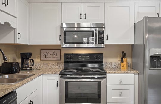 1634 spruce drive-13