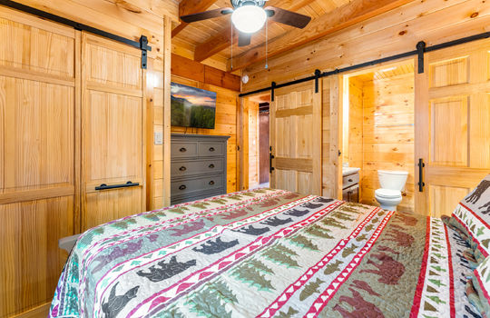 1017 street of dreams dr-18