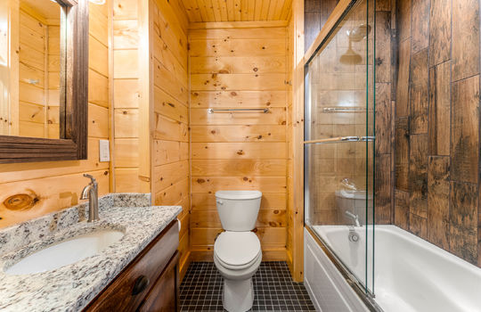 1017 street of dreams dr-20