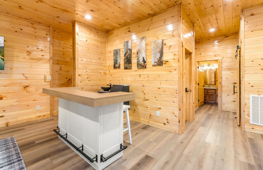 1017 street of dreams dr-27