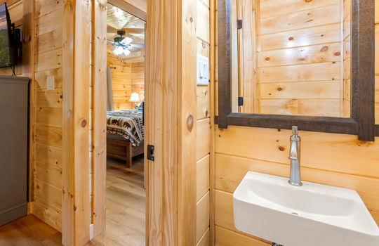 1017 street of dreams dr-40