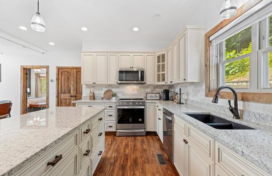 11-12-647 Kristis Pl-03